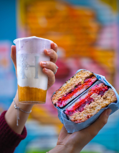 hanami-lunch-onigirazu-sandwich-onigiri-dejuener-a-emporter-lunch-takeout-bubble-tea-sakura-matcha-ube-latte-hanami-marais-paris-3